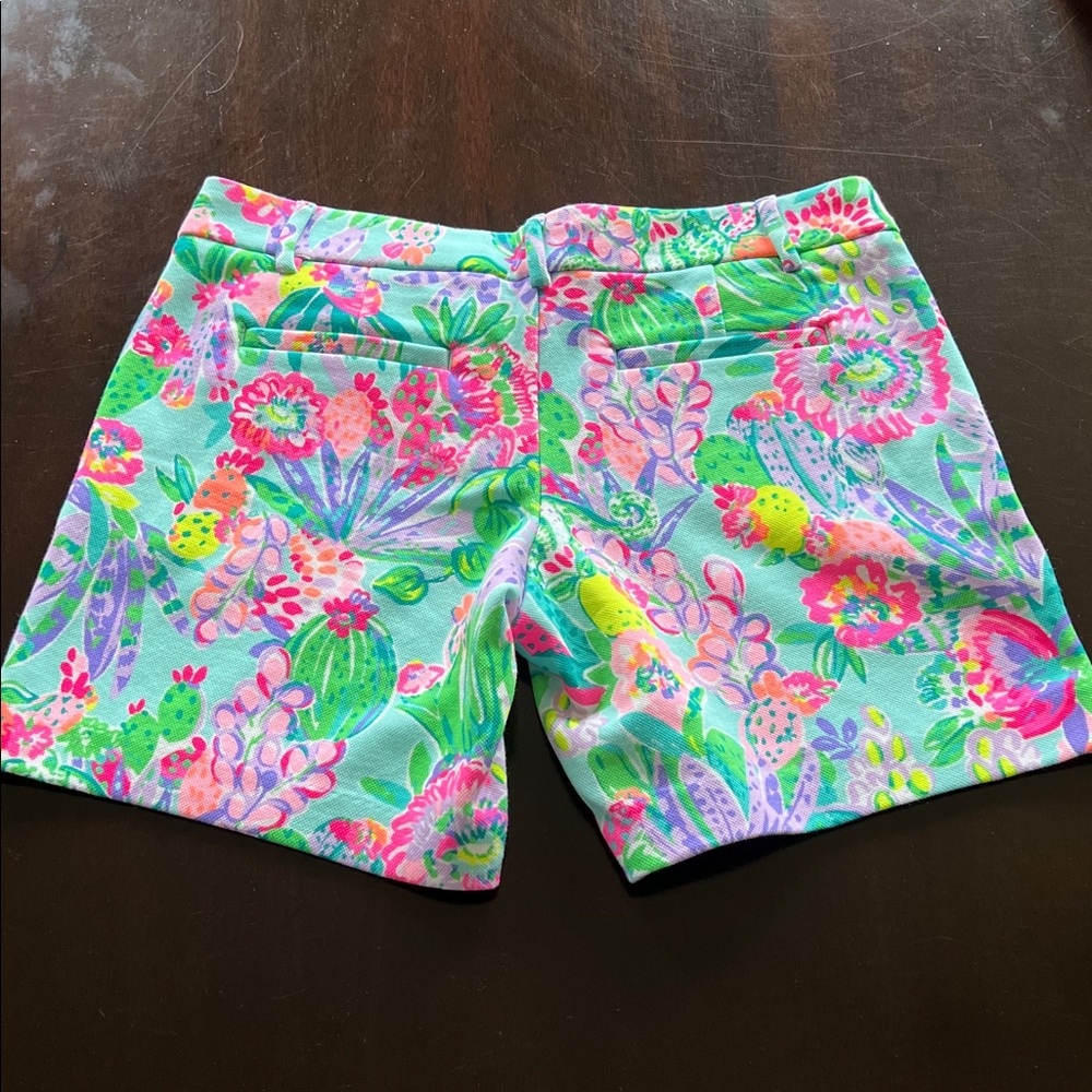 Lilly Pulitzer shorts 32” waist - Picture 6 of 13